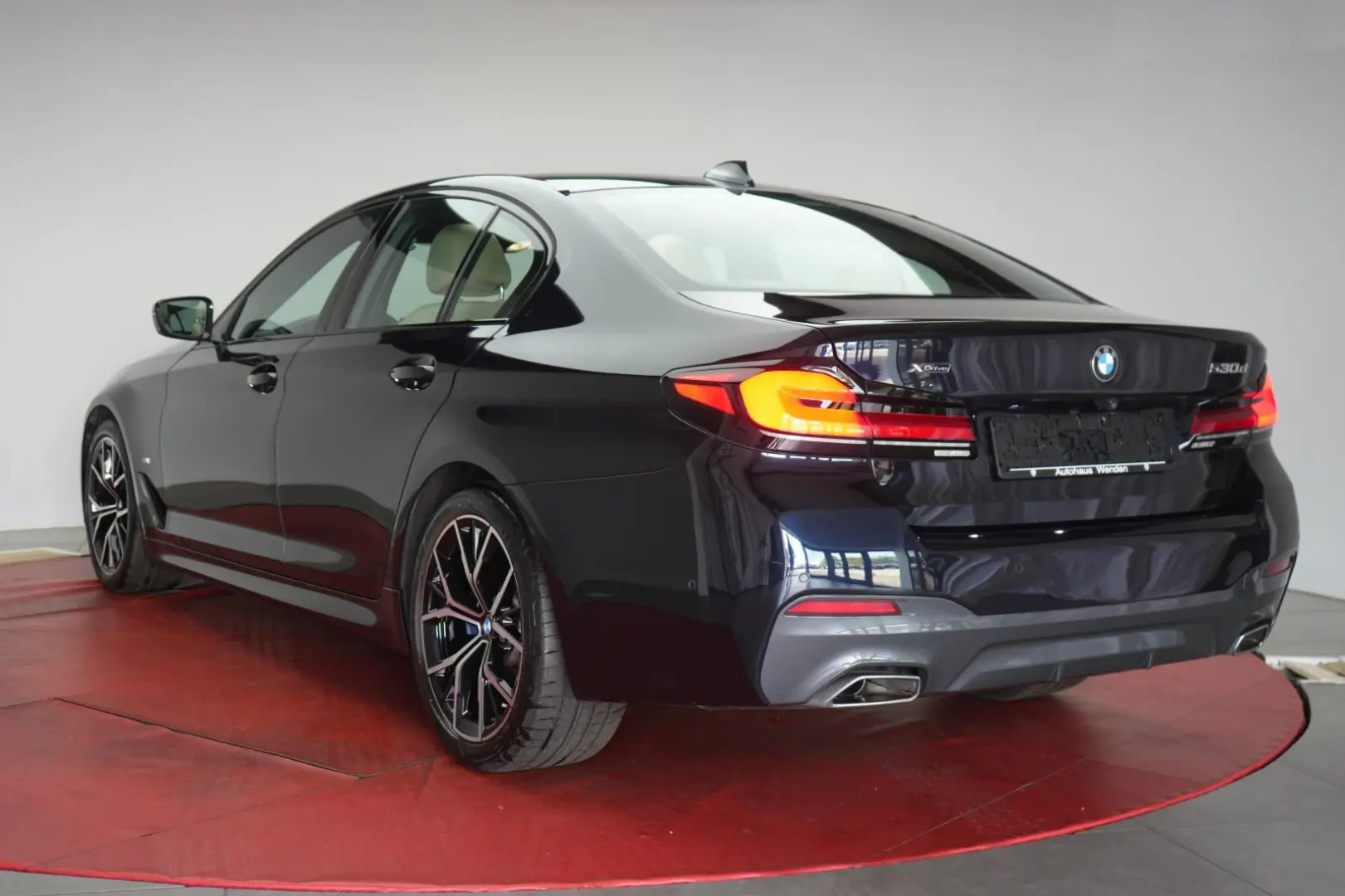 BMW 530 d xDrive M Sport Navi/Leder/ACC