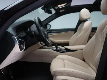 BMW 530 d xDrive M Sport Navi/Leder/ACC