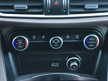 Alfa Romeo Stelvio 2.2 Diesel 16V AT8 Q4 Sprint