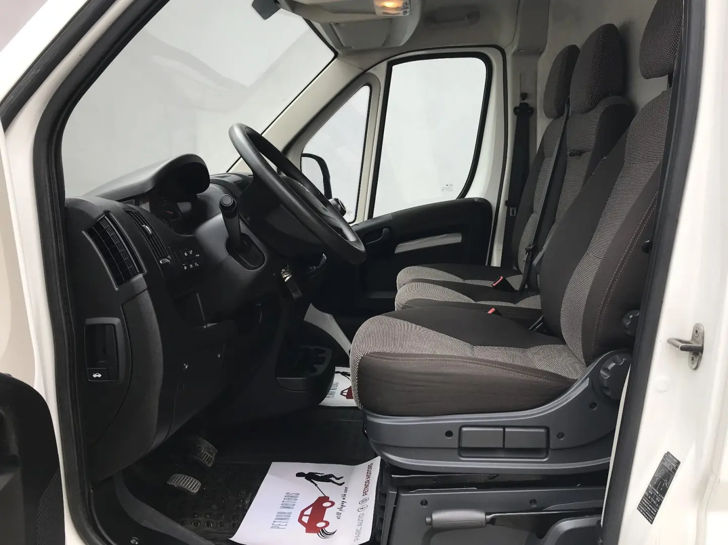 Peugeot Boxer HDi 330 L1H1 S&S Active