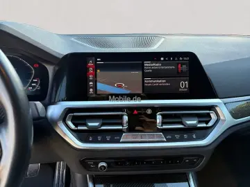 BMW M4 Competition M xDrive