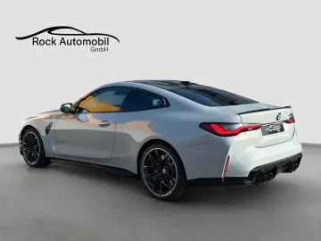 BMW M4 xDrive Competition Coupe H&K