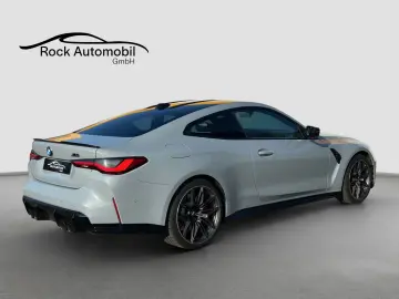 BMW M4 xDrive Competition Coupe H&K