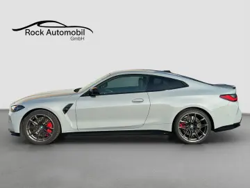 BMW M4 xDrive Competition Coupe H&K