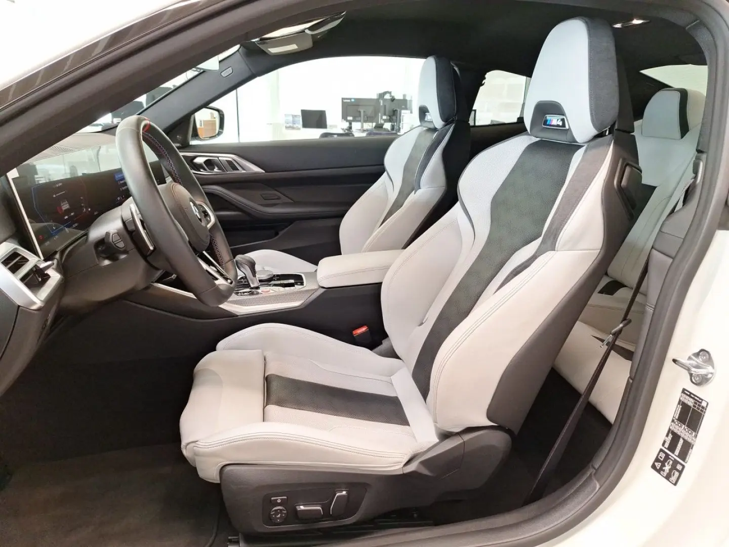 BMW M4 Competition M xDrive Coupé H K