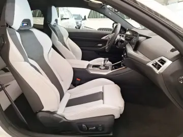 BMW M4 Competition M xDrive Coupé H K