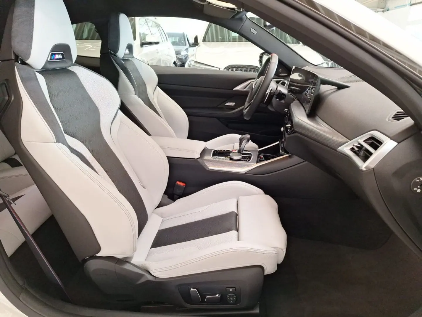 BMW M4 Competition M xDrive Coupé H K
