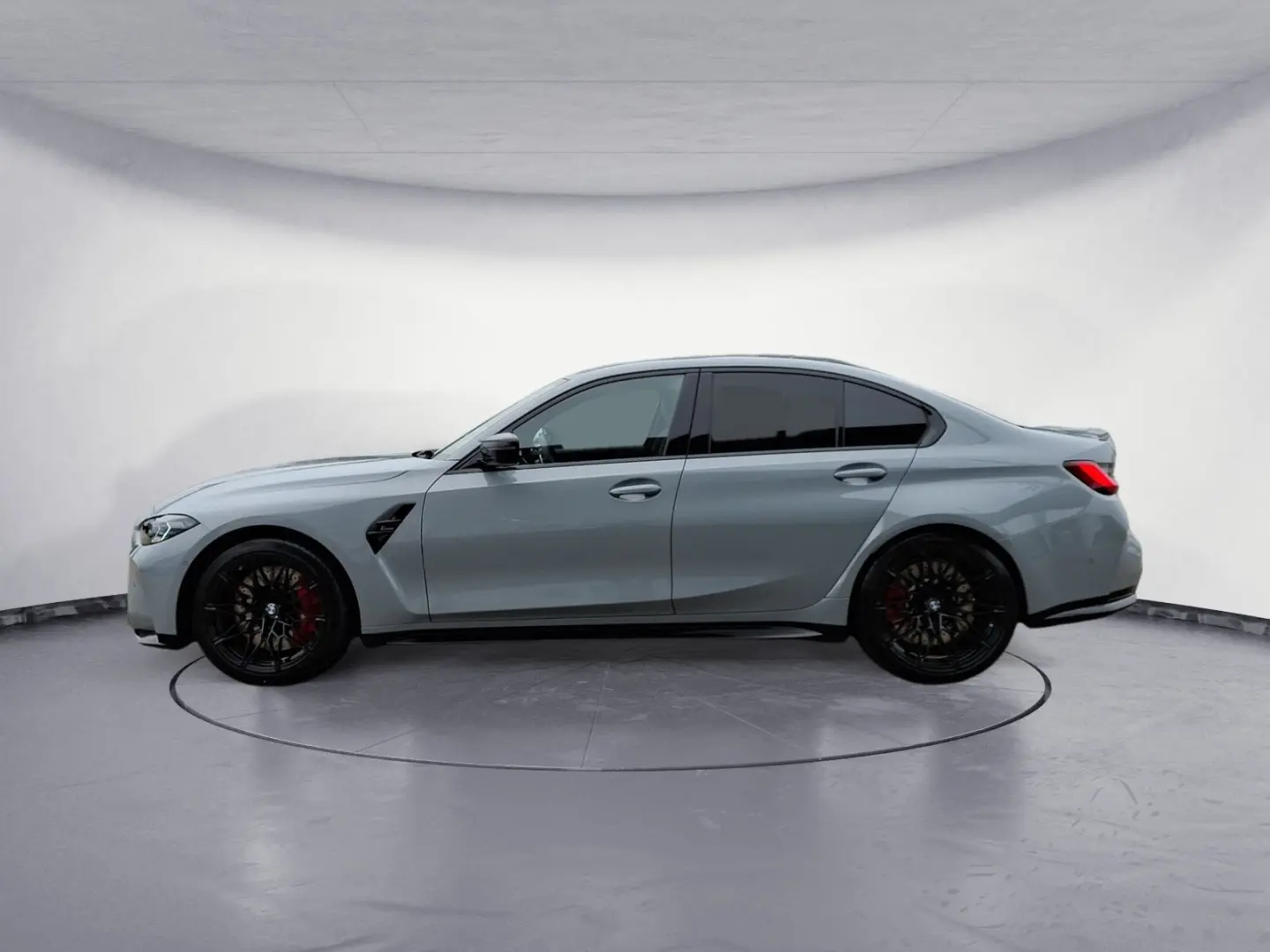 BMW M3 Competition M xDrive Driving Assistant