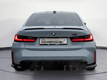 BMW M3 Competition M xDrive Driving Assistant