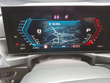 BMW M3 Competition M xDrive Driving Assistant