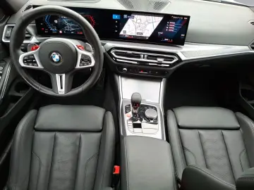 BMW M3 Competition M xDrive Driving Assistant