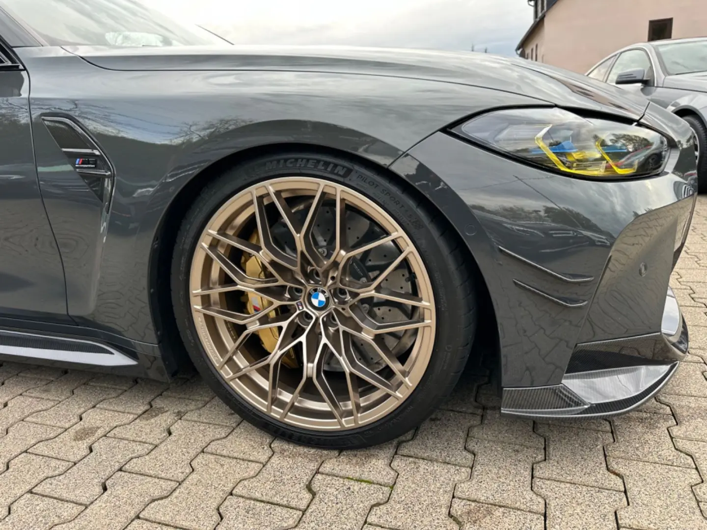 BMW M3 xDrive Competition*