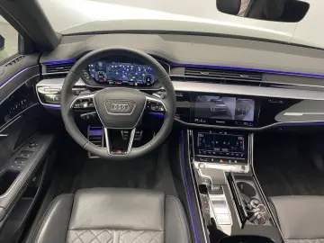 Audi S8 4.0 TFSI quattro Pano + OLED Klima