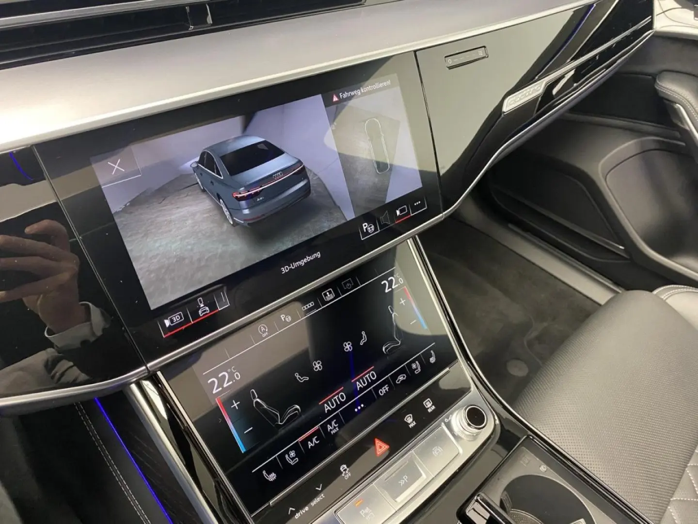 Audi S8 4.0 TFSI quattro Pano + OLED Klima