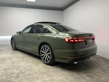 Audi S8 4.0 TFSI quattro Pano + OLED Klima