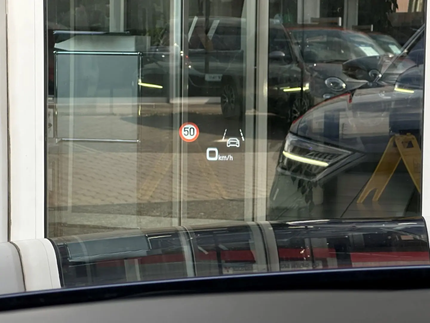 AUDI S8 4.0TFSI QUATTRO PANO HUD LASER TV 360° B&O