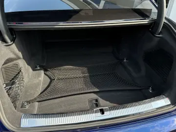 AUDI S8 4.0TFSI QUATTRO PANO HUD LASER TV 360° B&O