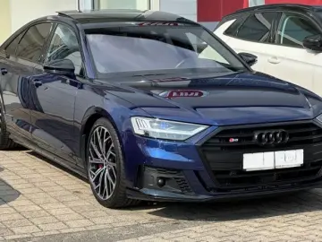 AUDI S8 4.0TFSI QUATTRO PANO HUD LASER TV 360° B&O