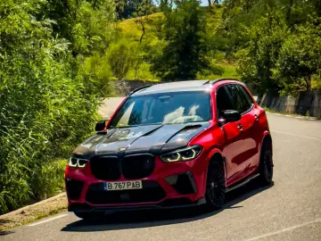 BMW X5 M50