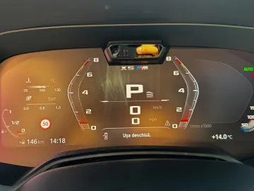 BMW X5 M50