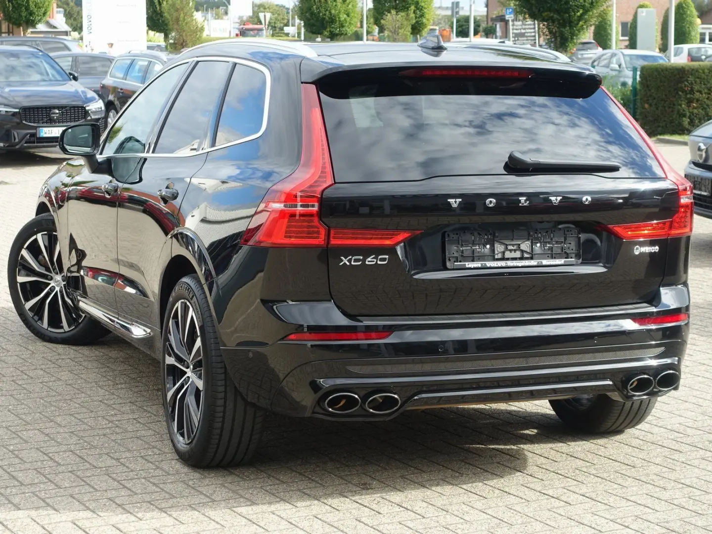 XC60 T6 AWD Plus Bright HEICO-Umbau Pano BLIS