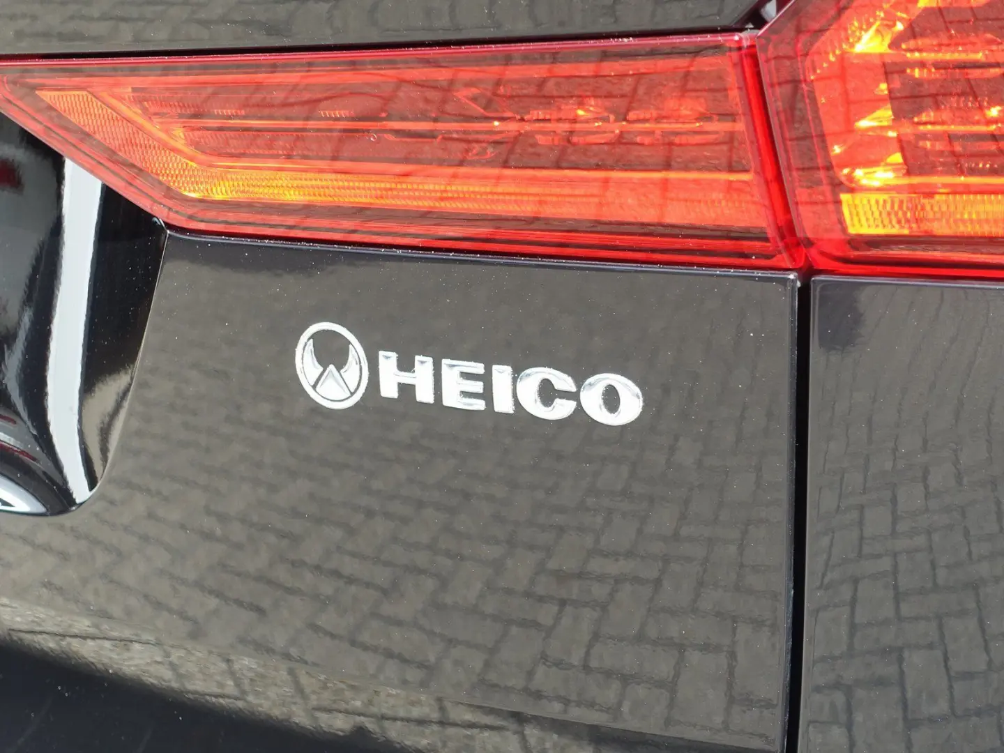 XC60 T6 AWD Plus Bright HEICO-Umbau Pano BLIS