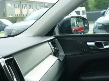 XC60 T6 AWD Plus Bright HEICO-Umbau Pano BLIS