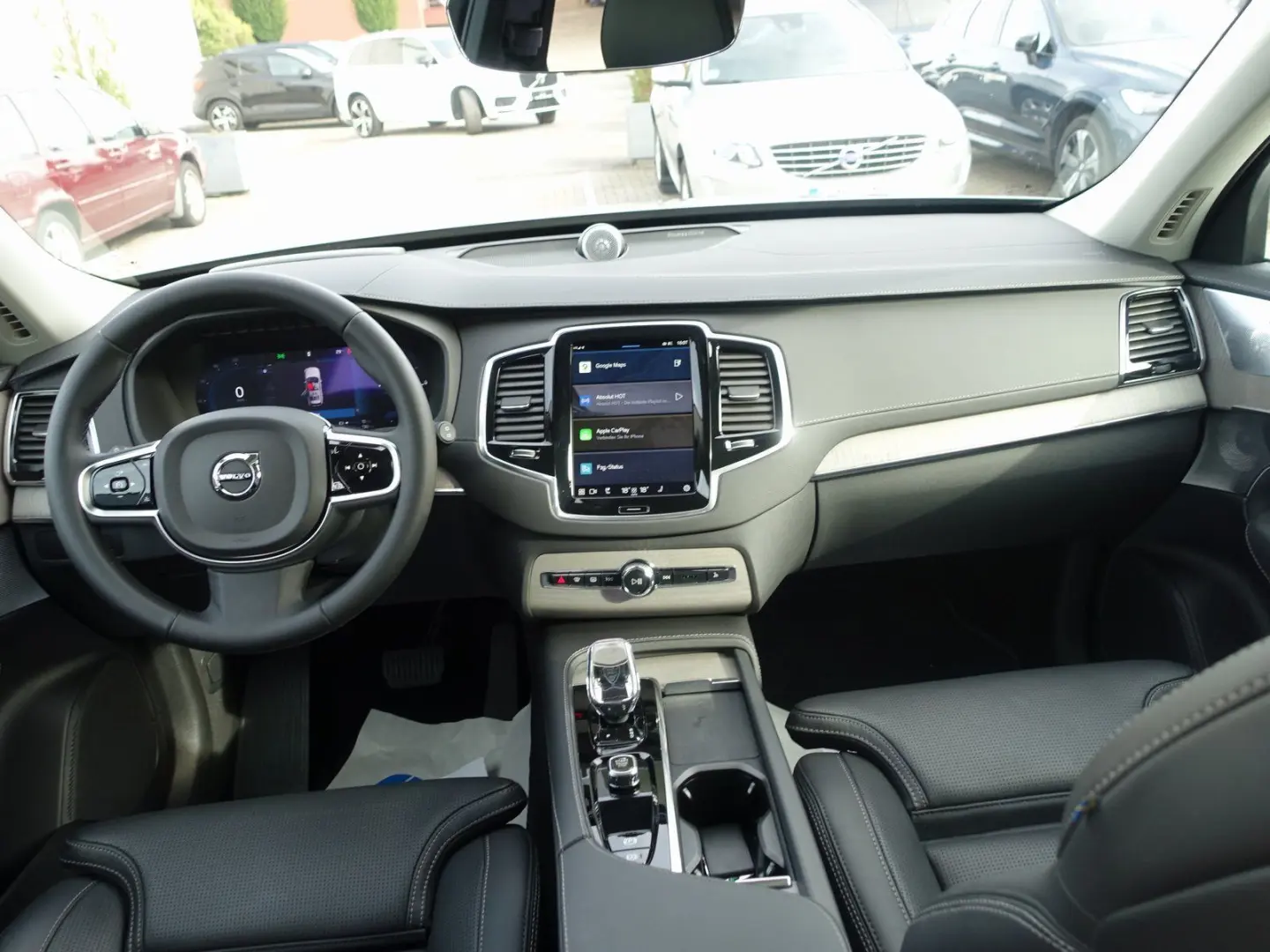 XC90 T8 Plus Bright AWD HeadUp/Pano/B&W/AHK/Four