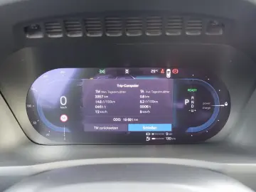 XC90 T8 Plus Bright AWD HeadUp/Pano/B&W/AHK/Four