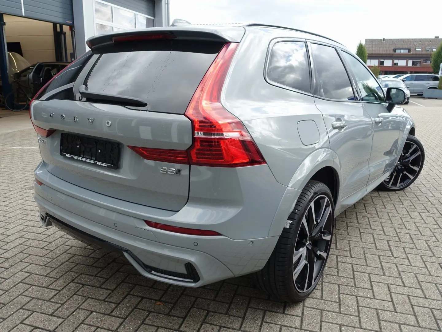 XC60 Ultra B5 AWD Dark Massage B&W 360  Pano