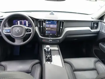 XC60 Ultra B5 AWD Dark Massage B&W 360  Pano