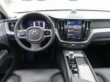 XC60 Ultra B5 AWD Dark Massage B&W 360  Pano