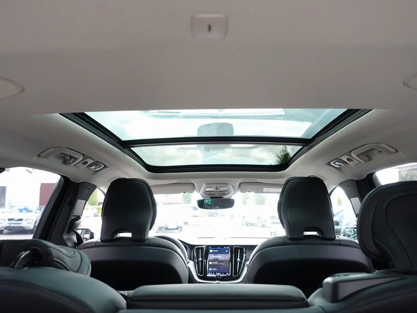 XC60 Ultra B5 AWD Dark Massage B&W 360  Pano