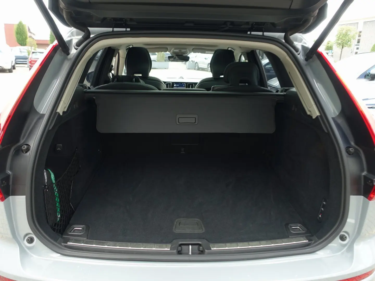 XC60 Ultra B5 AWD Dark Massage B&W 360  Pano