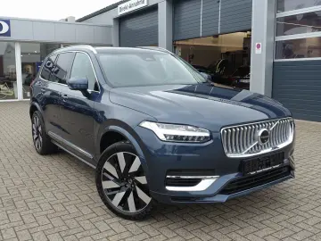 XC90 Ultra T8 AWD/FourC/360°/H&K/Pano/Head-Up