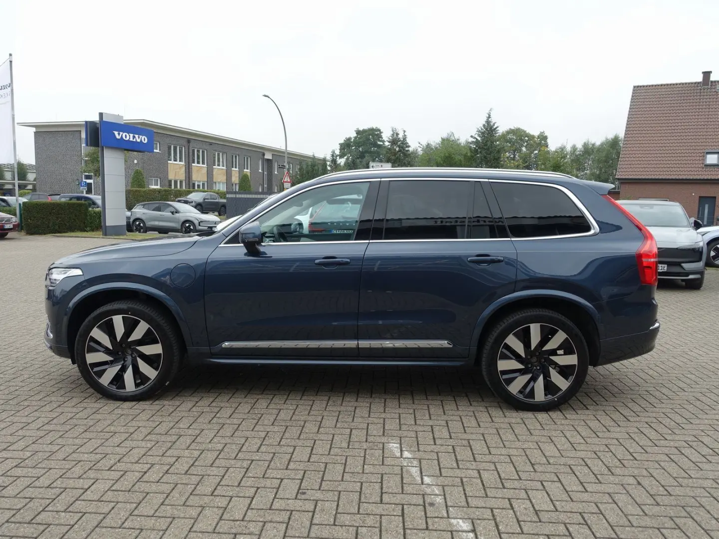 XC90 Ultra T8 AWD/FourC/360°/H&K/Pano/Head-Up