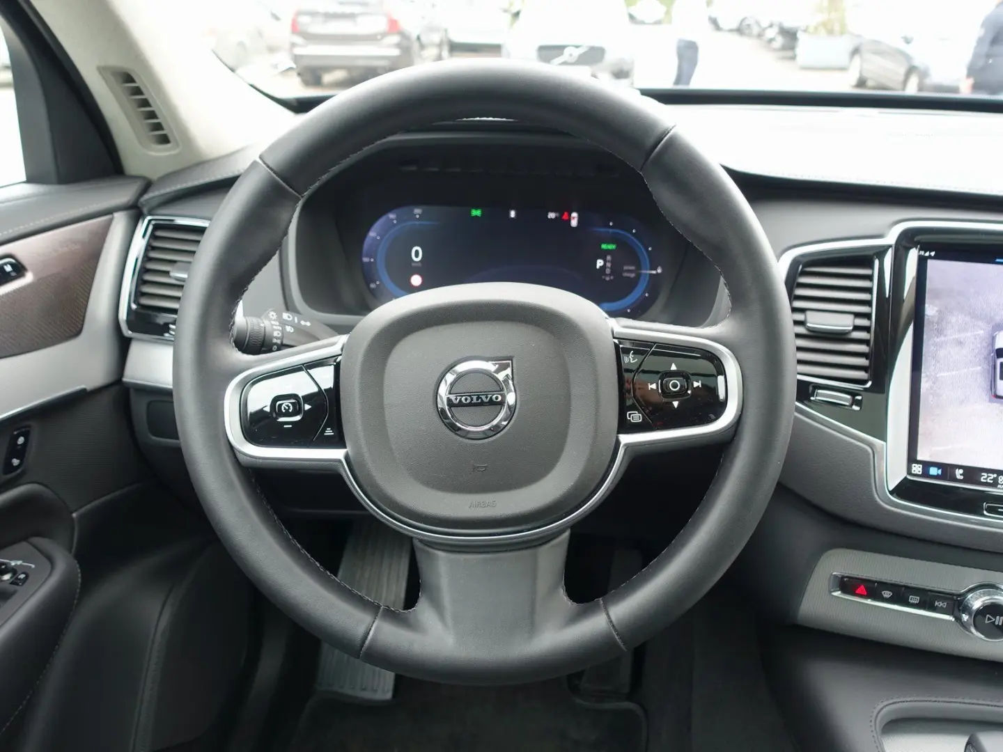 XC90 Ultra T8 AWD/FourC/360°/H&K/Pano/Head-Up