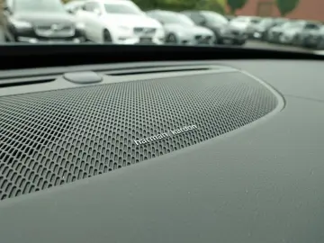 XC90 Ultra T8 AWD/FourC/360°/H&K/Pano/Head-Up