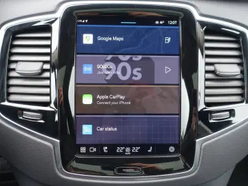XC90 Ultra T8 AWD/FourC/360°/H&K/Pano/Head-Up