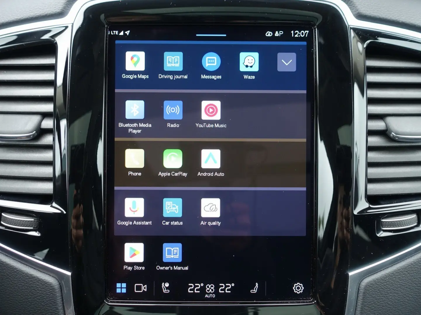 XC90 Ultra T8 AWD/FourC/360°/H&K/Pano/Head-Up