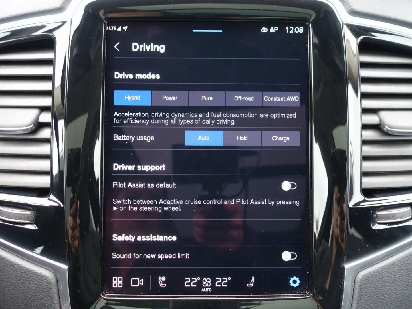XC90 Ultra T8 AWD/FourC/360°/H&K/Pano/Head-Up