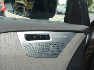 XC90 Ultra Dark T8 AWD Recharge B&W/PANO/MASSAGE