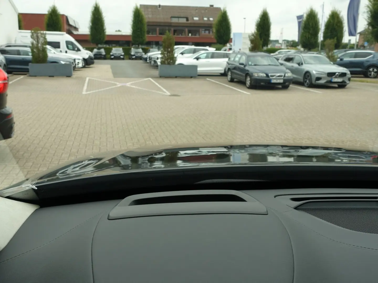 XC90 Ultra Dark T8 AWD Recharge B&W/PANO/MASSAGE