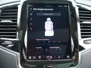 XC90 Ultra Dark T8 AWD Recharge B&W/PANO/MASSAGE
