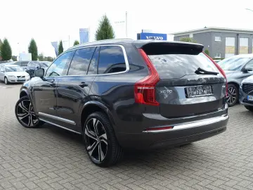 XC90 Plus T8 AWD Plug-in Hybrid PANO/HUD/B&W/AHK