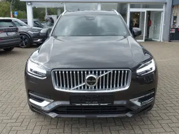 XC90 Plus T8 AWD Plug-in Hybrid PANO/HUD/B&W/AHK