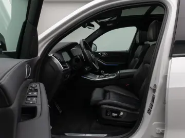 X5 xD30d M Sport 360°Panorama Laser HUD DAB HiFi