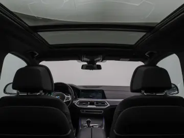 X5 xD30d M Sport 360°Panorama Laser HUD DAB HiFi