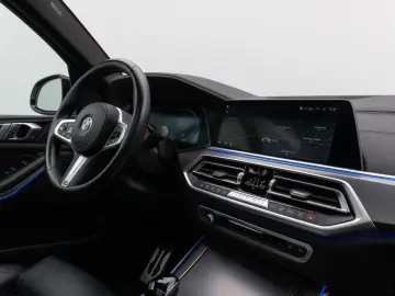 X5 xD30d M Sport 360°Panorama Laser HUD DAB HiFi