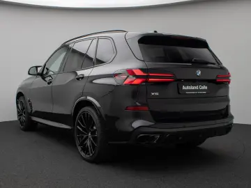 X5 M60i Panorama 360  B&W SoftCL Massage 22Zoll